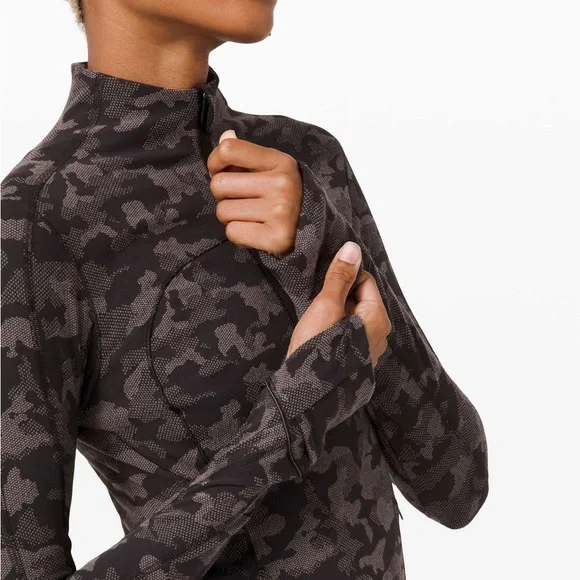 Lululemon Run Briskly 1/2 Zip Jacket Size 2 Heritage Camo Jacquard Black - Picture 4 of 12
